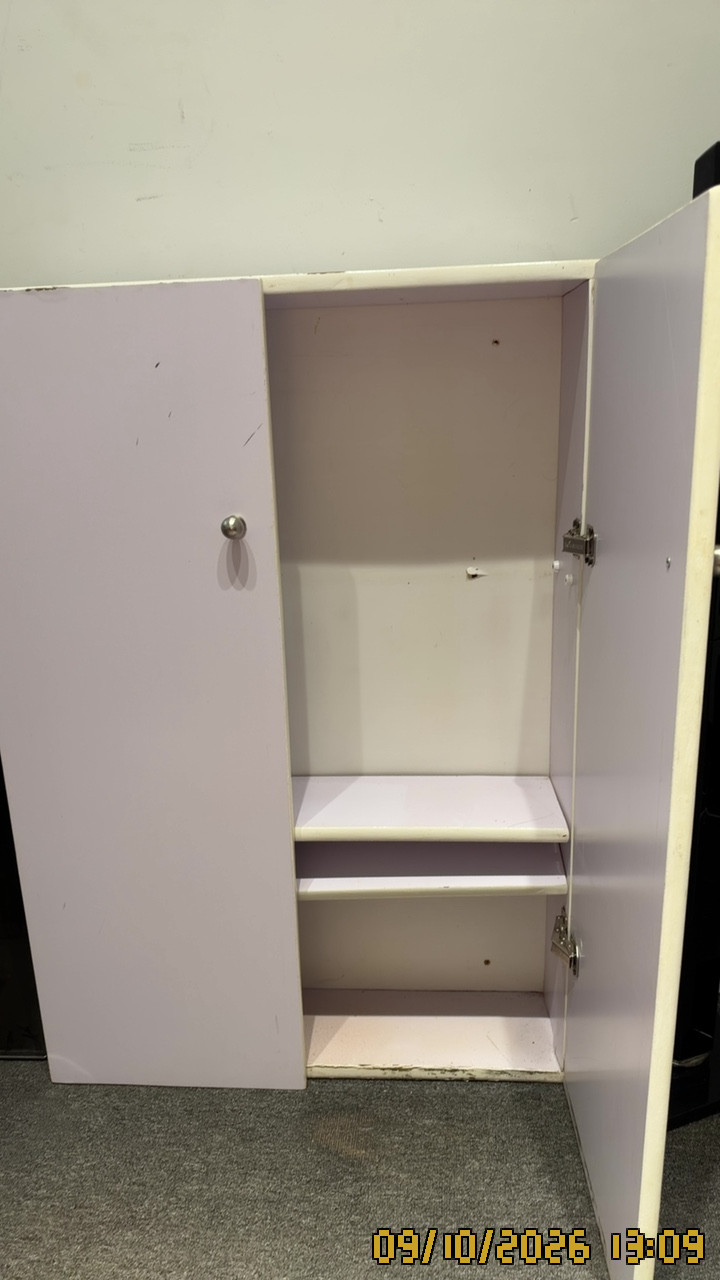 Photo 2 of 3: Shoes shelf