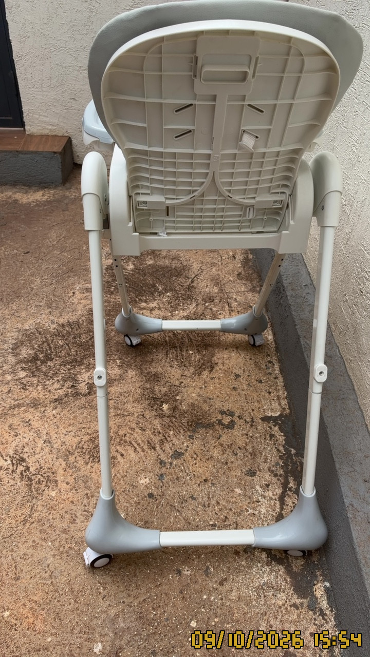Photo 5 of 6: Baby seat