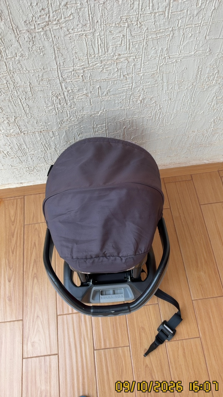 Photo 6 of 6: Seat for car for babies