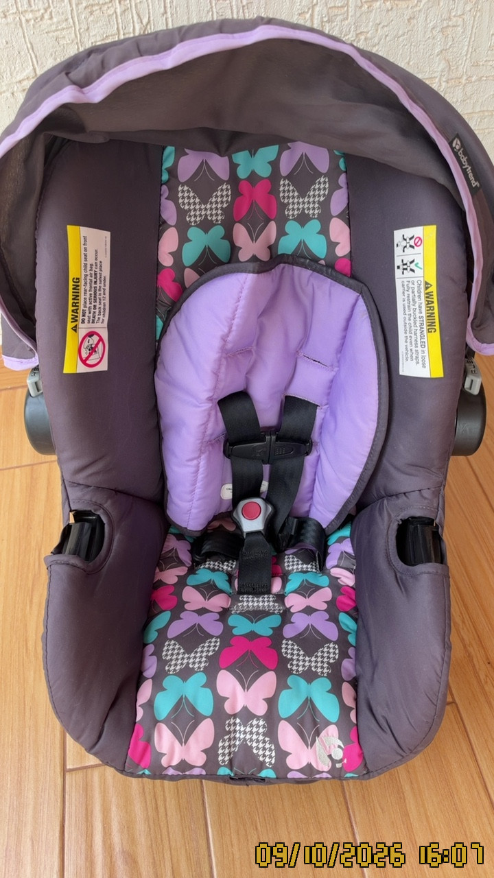 Seat for car for babies