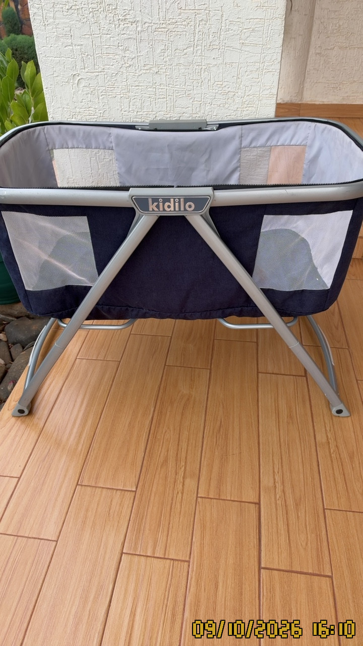 Photo 4 of 4: Baby small/movable bed