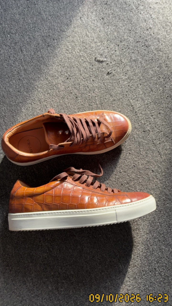 Photo 3 of 4: Men shoes size 43