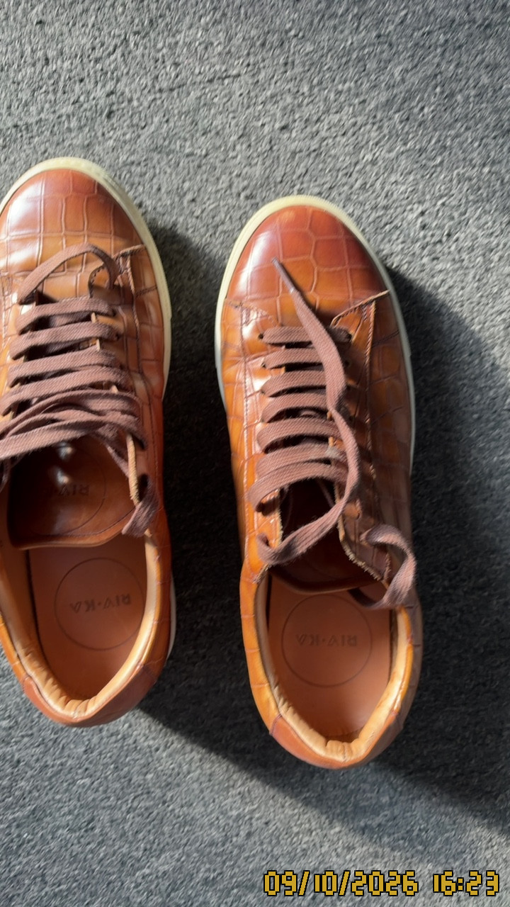 Photo 2 of 4: Men shoes size 43